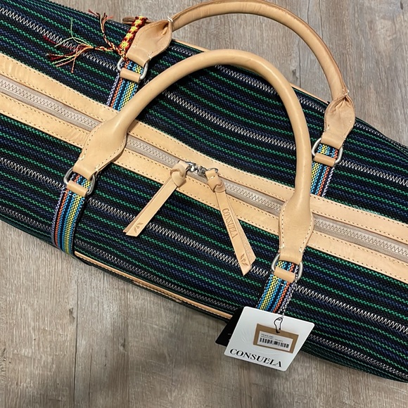 Dwight Weekender - Picture 2 of 6